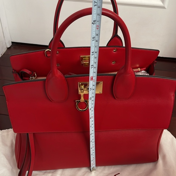 Salvatore Ferragamo Red Leather Studio Bag - Picture 12 of 13